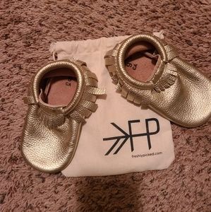 Freshly Picked Moccasins size 9